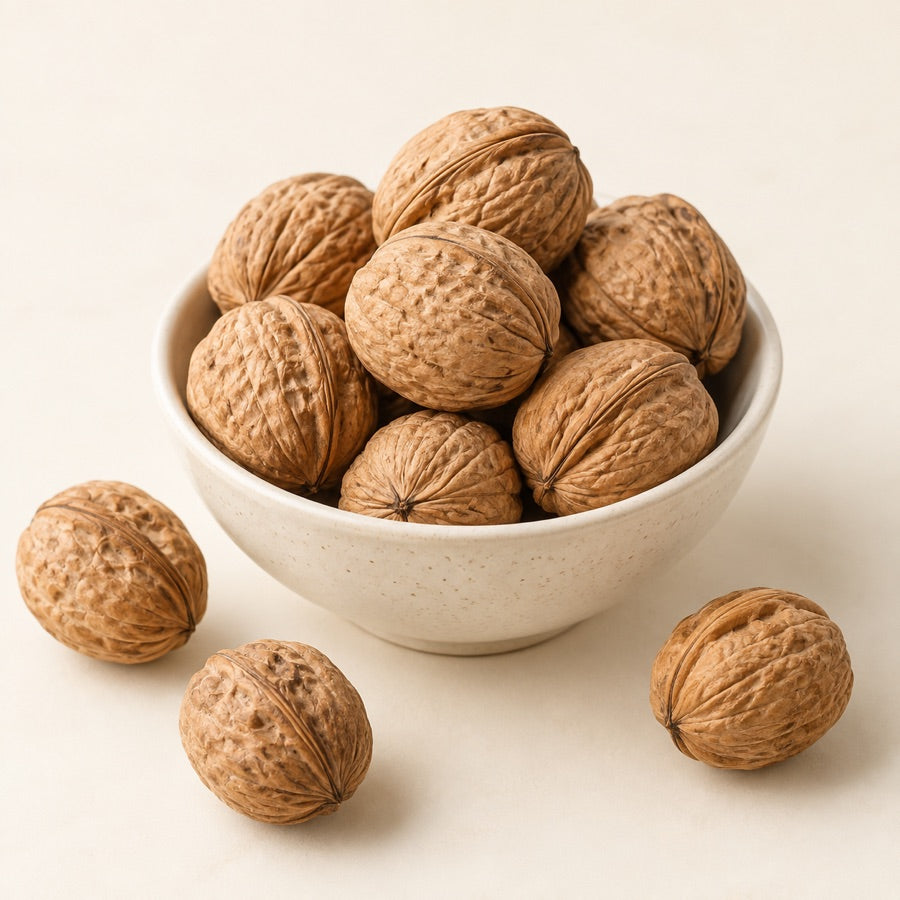 Walnut Shell — چھلکے والا اخروٹ